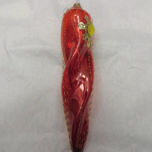 STUNNING RED HANDBLOWN GLASS SNOWDROP ORNAMENTS - Picture 8 of 9